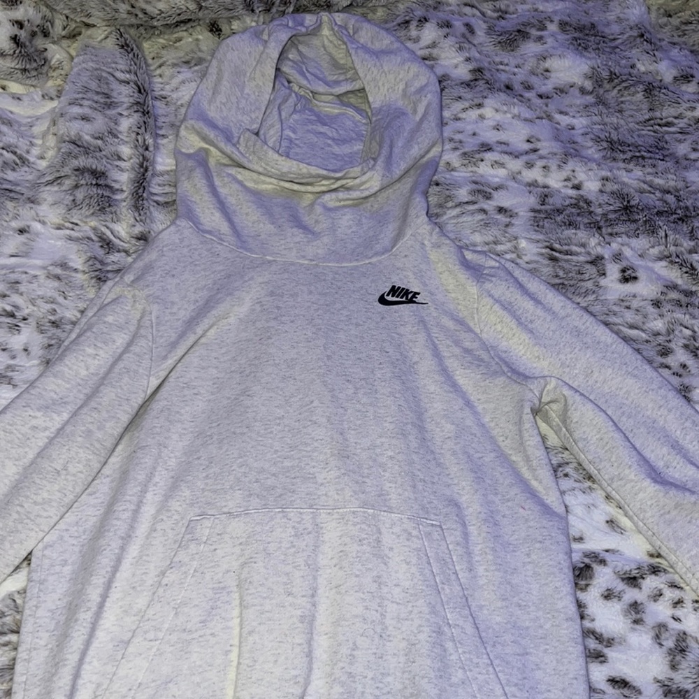 Nike hoodie (never worn)